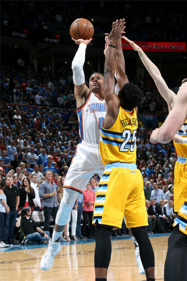 纽维尔老男 纽维尔老男