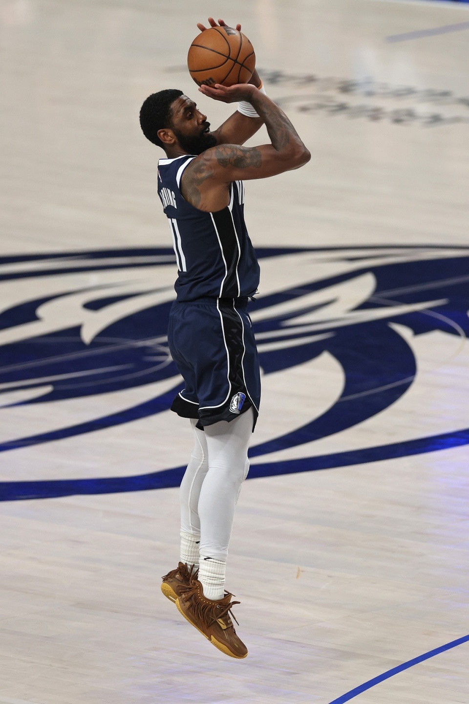 一手现金局 一手现金局